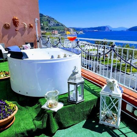 Terrazza Miracapri Apartment Pozzuoli Exterior foto